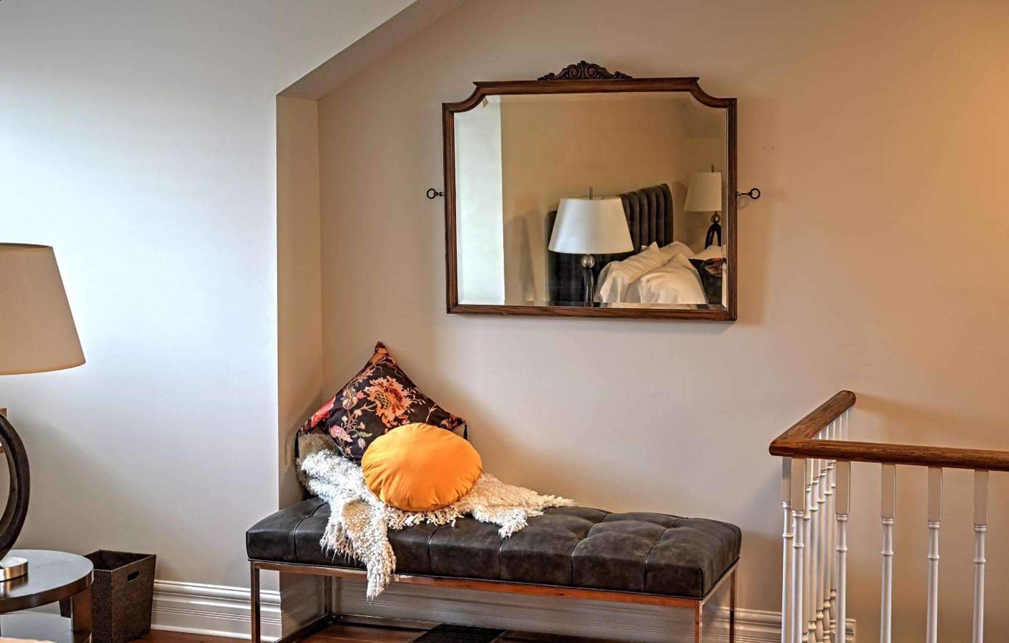 Welcome Home! Acores Bed & Breakfast Τορόντο Δωμάτιο φωτογραφία